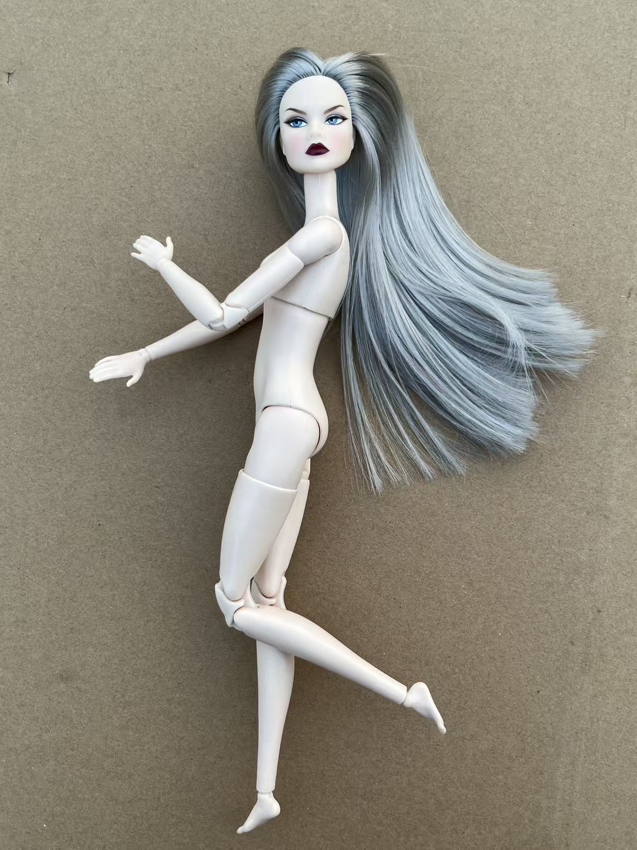 Figur Mainan Koleksi Superwhit - Yoga Fitness Model ulasan dan harga